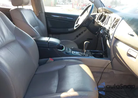 2005 Toyota 4Runner Limited V6 z USA, uszkodzony, nr VIN JTEBU17R958045546